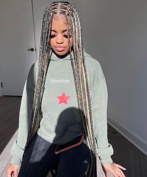 Mixed Braids, Blonde Knotless, Big Box Braids Hairstyles, Black Ponytail Hairstyles, Blonde Braids, Box Braids Hairstyles For Black Women, Cute Braided Hairstyles, Braided Cornrow Hairstyles, Dyed Hair Inspiration