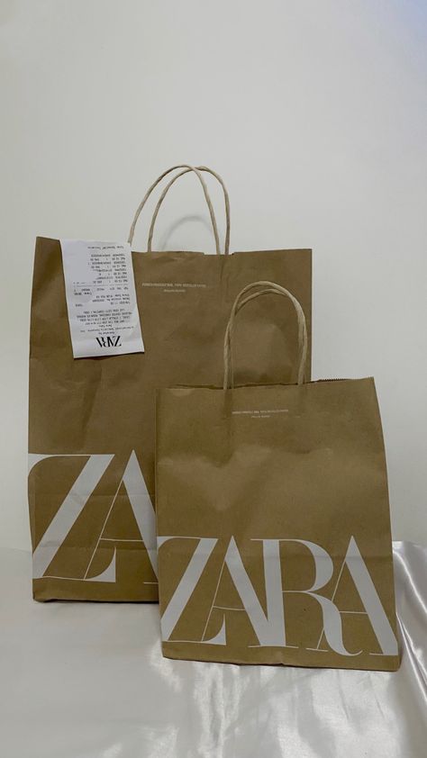 Zara T Shirt, Instagram Creative, Animal Photography, Paper Shopping Bag, Life Is Good, Vision Board, Spain, Zara, Puppies