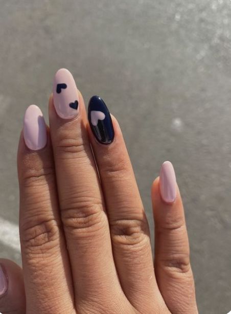 Heart Nails Aesthetic, Edgy Nails, Nails Aesthetic, Minimal Nails, Simple Acrylic Nails, Cat Kuku, Heart Nails, Dream Nails, Fire Nails