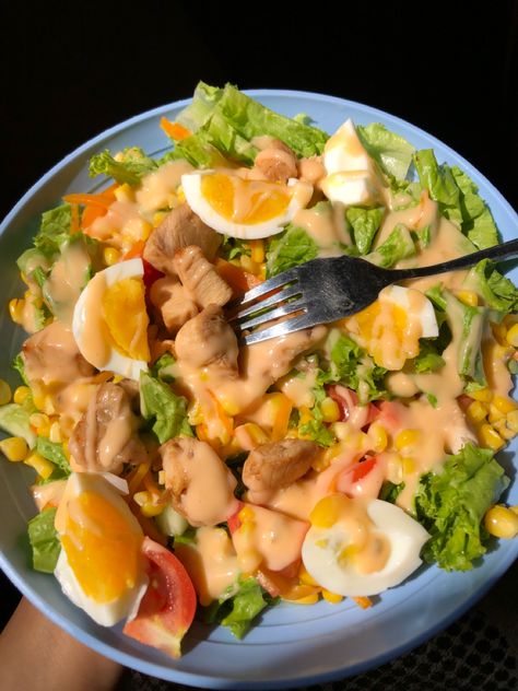 Resep Salad Sayur, Salad Sayur Aesthetic, Salad Sayur, Salad Buah, Kos, Healthy Food, Food And Drink, Salad, Healthy Recipes