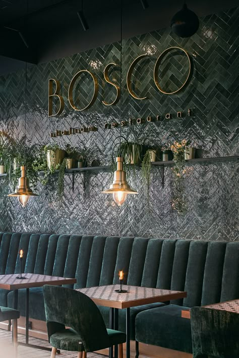 BOSCO / Italian Restaurant :: Behance Modern Italian Restaurant Interiors, Restaurant Interior Design Modern, Moody Bar, Luxury Restaurant Interior, Restaurant Design Inspiration, Modern Restaurant Design, Bar Interior Design, Coffee Shops Interior, Luxury Restaurant