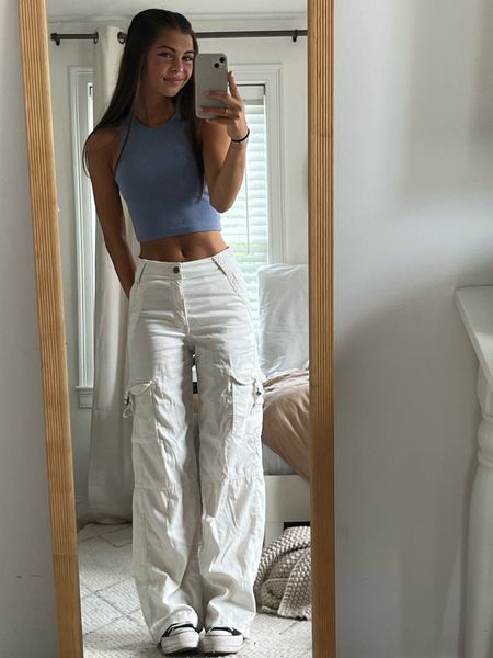 Hoț Girl Outfit Aesthetic, Aesthetic Outfits Teen Girl, Ae Outfits, Rosa Sweatpants, Teenage Clothing, Cutest Outfits, Looks Pinterest, Sweatpants Outfit