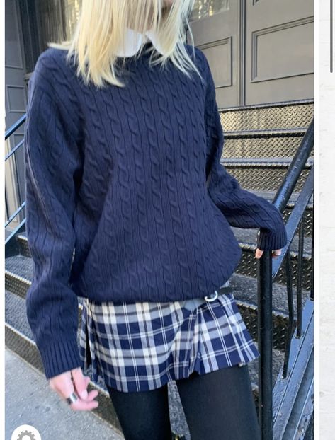 Blue School Uniform Aesthetic, Blue Academia Aesthetic Outfit, Navy Blue Outfit Aesthetic, Blue Christmas Outfit, Ravenclaw Outfit Aesthetic, Marauders Fashion, Navy Blue Sweater Outfit, Cable Knit Sweater Outfit, Blue Sweater Outfit