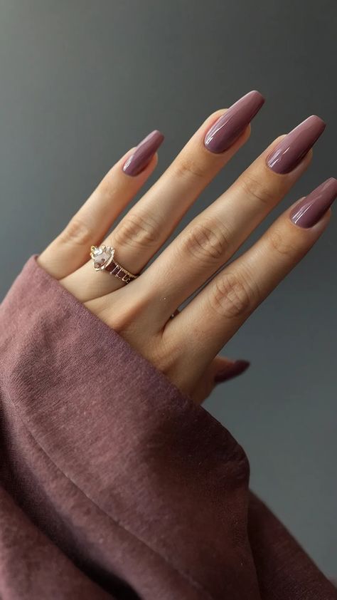 Cozy Chic: 15 Must-Have Nail Designs for Fall - Fads Nails Ideas For Autumn, Trending Nail Designs, Nail Designs For Fall, Fall Nail Trends, Seasonal Nails, New Nail Art, Autumn Nails, Autumn Vibes, Cozy Chic