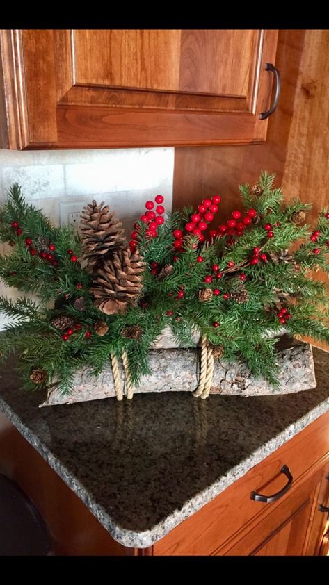 Cemetery Blankets Christmas, Christmas Tombstone Decorations, Christmas Grave Arrangements, Christmas Decorations For Gravesite, Graveside Christmas Decor, Christmas Headstone Saddle Diy, Cemetery Decorations Flowers, Christmas Grave Wreath, Cemetery Decorations For Christmas