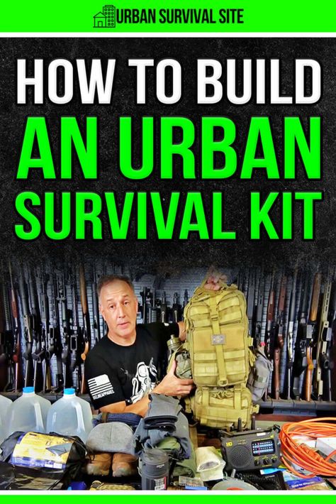 Being prepared for any disaster is crucial if you live in an urban area. Learn how to build an urban survival kit that will help you survive. Nigerian Meals, Urban Camping, 72 Hour Emergency Kit, Prepper Ideas, Urban Survival Kit, Survival Prep, Bushcraft Shelter, Survival Ideas, Car Cooler