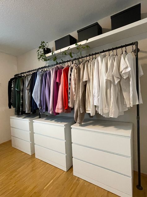 Spare Room Walk In Closet, Closet Small Bedroom, Handmade Paintings, Wardrobe Organisation, Closet Renovation, Ikea Malm, Young Professional, Dressing Room Design, Room Makeover Inspiration