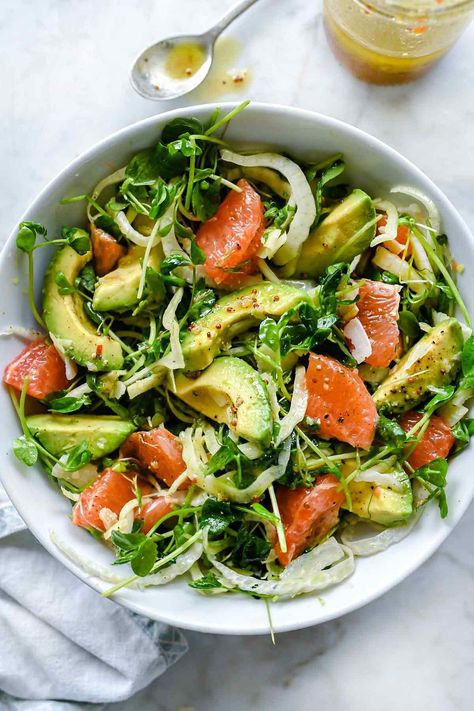 Avocado, Grapefruit and Fennel Salad | foodiecrush.com Fennel Grapefruit Salad, Avocado Grapefruit Salad, Grapefruit Salad, Healthy Gourmet, Citrus Dressing, Fennel Salad, Foodie Crush, Large Salad Bowl, Breakfast Idea