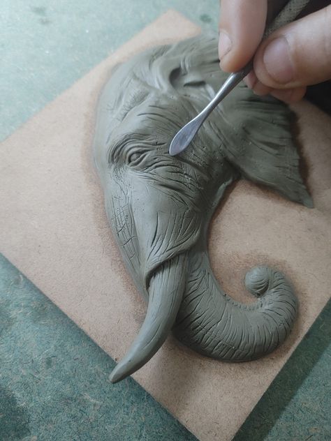 Clay Sculpture Painting, Relief Clay Sculpture, Unique Clay Sculptures, Clay Elephant, Sculpture Art Projects, Mural Art Design, Sculpture Art Clay, Sculptures Céramiques, Clay Wall Art