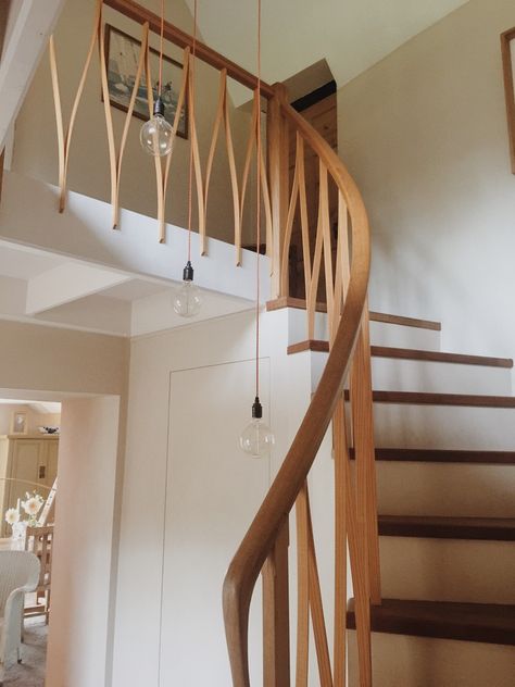 19 Creative Ideas for Staircase Balustrades Alternative Banister Ideas, Creative Stair Railings, Modern Oak Stair Railing, Cool Railings For Stairs, Creative Staircase Ideas, Unique Railing Ideas, Scandinavian Railing, Stairs Banister Ideas, Balustrade Interior