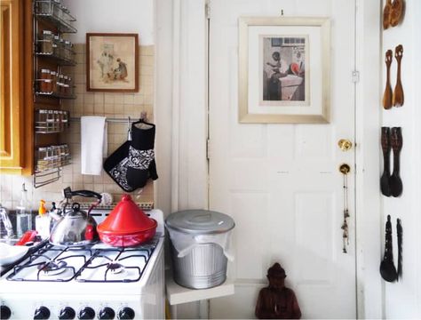 Organizing Ideas from Studio Apartments | Kitchn Urban Outfitters Bathroom, Breakfast Bar Table, Top Of Cabinets, Bed Nook, Chicago Apartment, Life Kitchen, Apartment House, Drawer Space, Studio Apartments