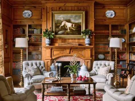 Style Profile: James Farmer - The Glam Pad James Farmer, Cozy Home Library, Paneled Library, English Country Decor, English Decor, Home Libraries, Design Del Prodotto, Elegant Living, Traditional Interior