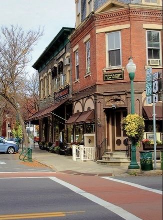 Houses In Small Towns, Small Town America Main Street, 50s Small Town Aesthetic, Us Small Town Aesthetic, Quaint Town Aesthetic, Small Town Main Street Aesthetic, Small Town Square Aesthetic, Main Street Small Town, Small Town Usa Aesthetic