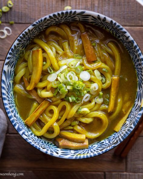 Vegan Udon Soup, Vegan Udon Noodles, Vegan Udon, Easy Vegan Curry, Udon Recipe, College Recipes, Curry Udon, Nyam Nyam, Vegan Recipes Plant Based