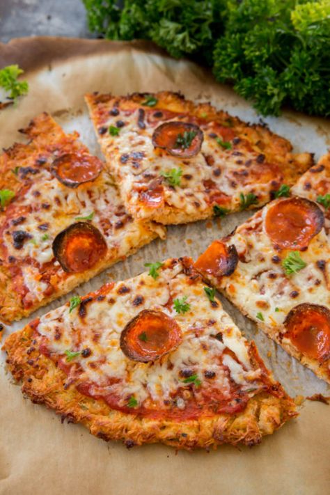 Pizza Chicken Crust Recipe, Chicken Crust Pizza Optavia, Carb Free Pizza Crust, Keto Chicken Pizza Crust Recipe, Can Chicken Pizza Crust Keto, Low Carb Chicken Crust Pizza, Low Carb Chicken Pizza Crust, Keto Canned Chicken Pizza Crust Recipe, Pizza Crust Made With Canned Chicken