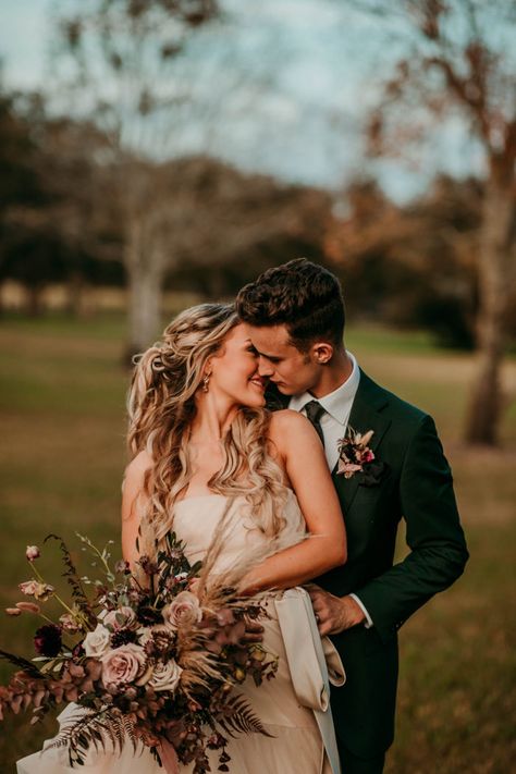 Dark Green Suits Wedding, Wedding Dark Green Suit, Groom Greenery Wedding, Wedding Suit Dark Green, Groom Dark Green Suit, Groom In Green Suit, Dark Green Wedding Suit Grooms, Dark Green And Tan Wedding, Green Groom Suits For Wedding