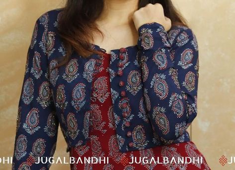 Kurti With Jacket Designs Latest, Kurti With Coat Jackets, Jaipuri Jackets For Women, Kurti With Overcoat, Kurti Ideas Style Patterns Cotton, Kurti With Coat, Shrug Pattern Kurti, Overcoat Kurti Design Long, Coti Style Kurti