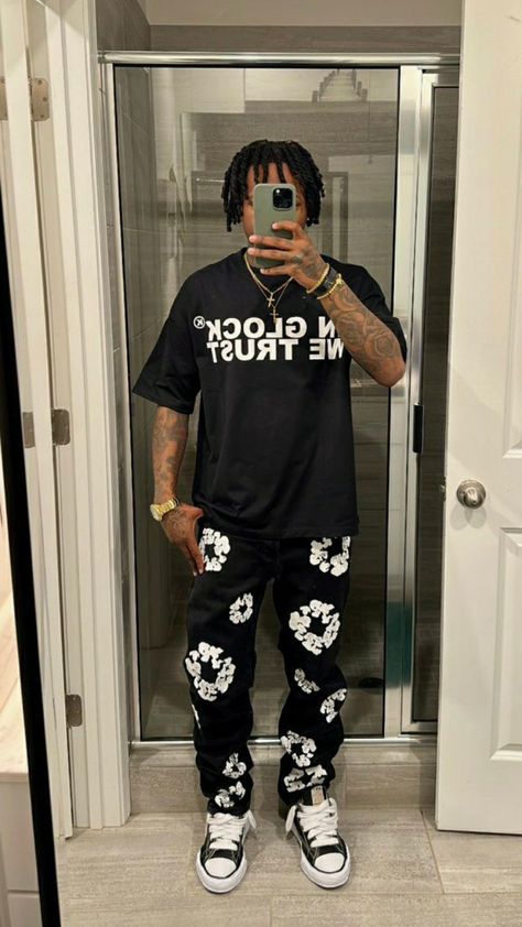 Versatile Outfits Men, Papiquan Fits, Men Cargos Outfits, Casual Black Mens Fashion, Tuff Fits Black Men, Rockstar Fits Men, Aesthetic Birthday Fits Men, Birthday Outfits Men Black, Male Fit Ideas