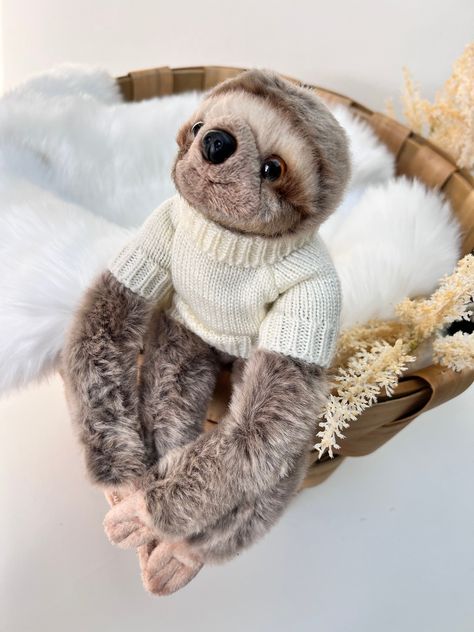 Personalized sloth, hanging sloth soft toy, sloth gift, custom embroidered sloth, sloth teddy, cute sloth, cuddly sloth by KiddioShop on Etsy Sloth Teddy, Teddy Cute, Sloth Hanging, Sloth Gift, Diy Presents, Embroidered Gifts, Personalized Gifts For Kids, Cute Sloth, Personalised Baby