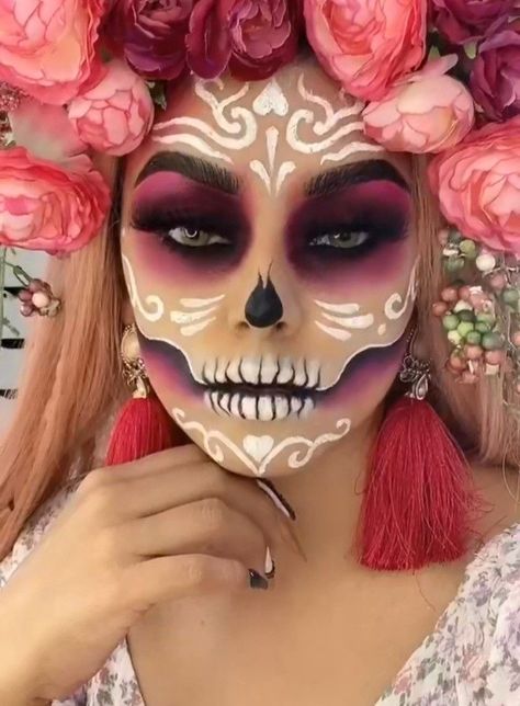 Punk Makeup Looks, Makijaż Sugar Skull, Skull Makeup Tutorial, Maquillage Halloween Simple, Halloween Makeup Sugar Skull, Skull Face Paint, Holloween Makeup, Vampire Bride, Dead Makeup