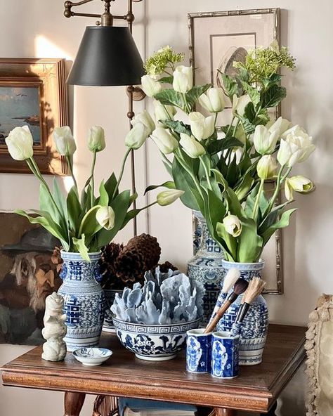 LUXE CURATIONS on Instagram: "We are so happy to have space in our new UES shop to highlight fabulous new finds but our Blue and White Porcelain pieces will always be the heart and soul of our Curated Collections! Visit us at 230 East 83rd street or luxecurations.com 🤍 LUXE" Blue And White Vases Decor, Ginger Jars Decor, Blue Willow Decor, Decorating With Blue And White Porcelain, Bali Decor, Chinoiserie Ginger Jars, Blue Interior Design, Blue And White Design, White Ginger Jars