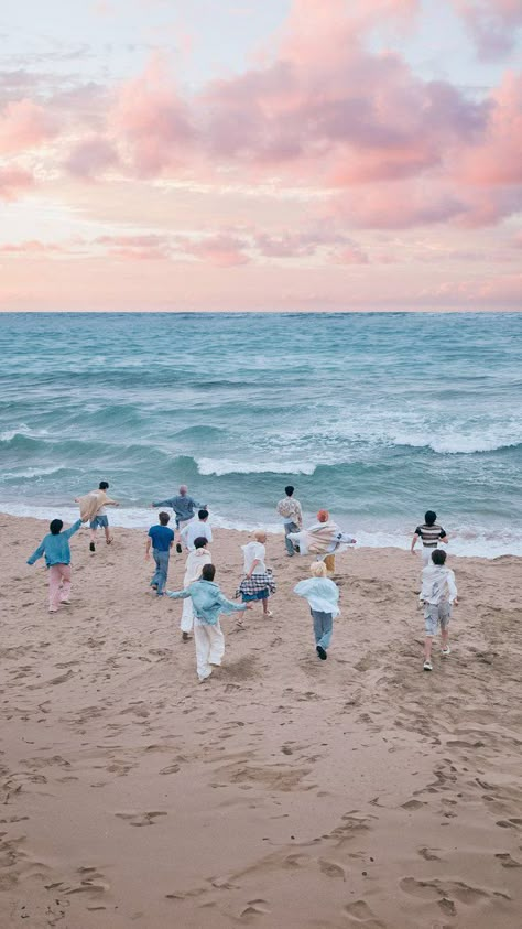 Seventeen Wallpaper Kpop, Seventeen Ot13, Svt Wallpaper, Rose Quartz Serenity, Pledis Seventeen, Carat Seventeen, Seventeen Wallpaper, Seventeen Memes, Dreamy Artwork