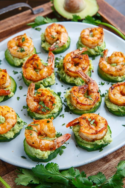 Summer Appetizers Easy, Easy Starters, Blackened Shrimp, Avocado Cucumber, Cucumber Bites, Fingerfood Party, Shrimp Avocado, 21 Diner, Summer Appetizer