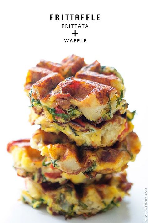 Frittaffle (frittata + waffle), food, another genius way to use the waffle maker once again! breakfast, lunch, dinner, snack bar Savory Breakfast Waffles, Savoury Waffles Breakfast, Savoury Waffles Recipe, Savoury Waffle Recipe, Savoury Waffles, Waffle Iron Recipes, Waffle Maker Recipes, Savory Waffles, Fast Dinner