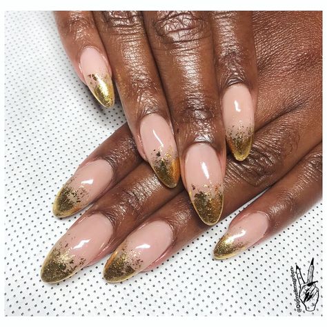 Gold Flake Ombre Nails, Gold Foil Nail Designs, Gold Flake Nails, Gold Foil Nails, Neutral Nail Art, Neutral Nail, Witchy Nails, Gold Flake, Foil Nails