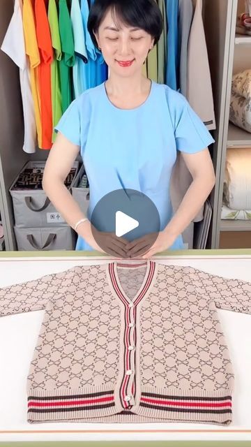 Home | Folding | Organize on Instagram: "Sweaters folding tips 😍✨Tag and share with your friends 💞  FOLLOW FOR MORE ❤️  Credits ✨ via TikTok   #foldingclothes #folding #organization #organizingtips #konmarifolding #organizedhome #organized #getorganized #konmari #tutorialsvideos #theneatlife #rsorganizing #lifehacks #inventions #kitchengadgets #gadgetsshop #coolgadgets #laundry #diy #clothes #homeorganizing #origami #origamilovers #origamilove #origamiart #origamipaper #origamiwork #homeorganization #home #organizedlife" Folding Cardigans, Sweaters Folding, How To Fold Cardigans, Folding Tee Shirts, Folding Sweaters, Folding Organization, How To Fold Sweaters, Laundry Diy, Folding Tips