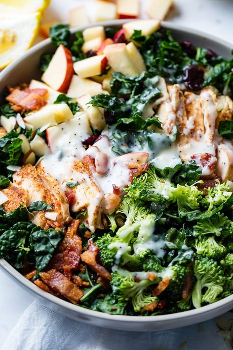 Kale And Sweet Potato Recipes, Kale Chicken Salad, Chicken Broccoli Cheese, Kale Recipe, Chicken Kale, Savory Breads, Green Kale, Kale Salad Recipes, Summer Eats