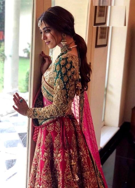 Bridal Mendhi Dress, Party Wear Skirt Top, Mehndi Dress For Bride, Desi Fits, Lehenga Choli Designs, Latest Bridal Lehenga, India Clothes, Indian Bride Outfits, Wedding Dress Outfit