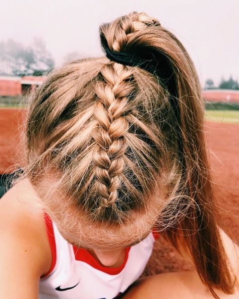 45 Best VSCO Hairstyles You'll Want To Copy, Softball Hairstyles, Sport Hair, Pinterest Hair, Sports Hairstyles, Peinados Fáciles Para Cabello Corto, Athletic Hairstyles, Braid Hair, Sporty Hairstyles, Braid Hairstyles