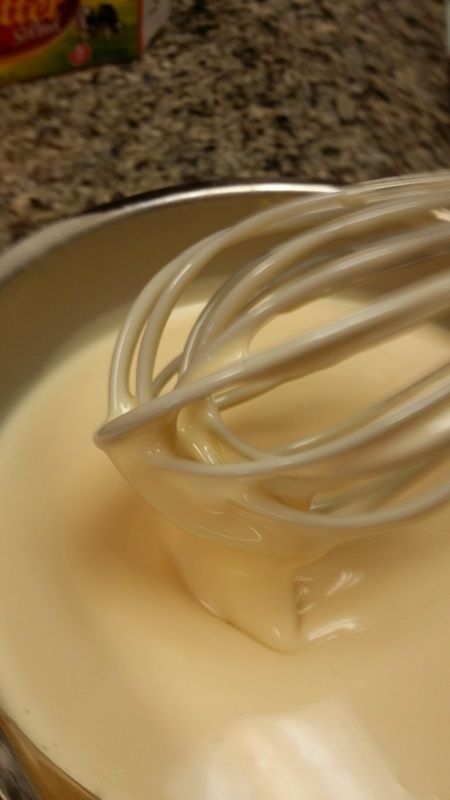 White Chocolate Mocha Syrup :@ Mocha Sauce Recipe, Mocha Syrup Recipe, White Chocolate Mocha Syrup, Starbucks White Chocolate, Homemade Coffee Syrup, Chocolate Syrup Recipes, White Chocolate Syrup, Homemade Starbucks, Chocolate Sauce Recipes