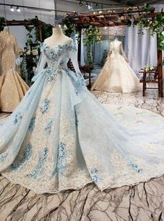 Ball Gowns Fantasy, Wedding Dress With Long Train, Dress With Long Train, Blue Ball Gown, Majlis Perkahwinan, Women Robe, Blue Ball Gowns, Long Sleeve Wedding Dress, 파티 드레스