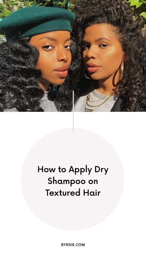 How to apply dry shampoo to textured hair. Boho Hairstyle, Natural Hair Care Tips, Prom Hairstyles For Long Hair, Short Wedding Hair, Hairstyles For Round Faces, Hair Tips, Shampoos, Hair Care Tips, Hairstyles For School