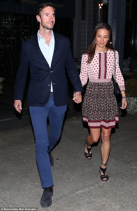 The brunette beauty, 33, and her investment banker husband, 41, enjoyed a meal at renowned Sydney seafood eatery 'Flying Fish', where main meals can cost up to AUD$160. Pippa Middleton Dress, Pippa Middleton Style, Kate Middleton Style Outfits, Pippa And James, Kerala Saree Blouse Designs, Investment Banker, Middleton Wedding, Herb Labels, Kate Middleton Wedding