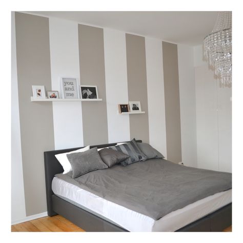 Stripped Walls Ideas, Stripe Wall Paint Ideas, Grey And White Striped Wall, Grey Textured Wall, Striped Walls Bedroom, Grey And White Bedroom Ideas, Grey And White Bedroom, Beautiful Bedroom Colors, White Wall Paint