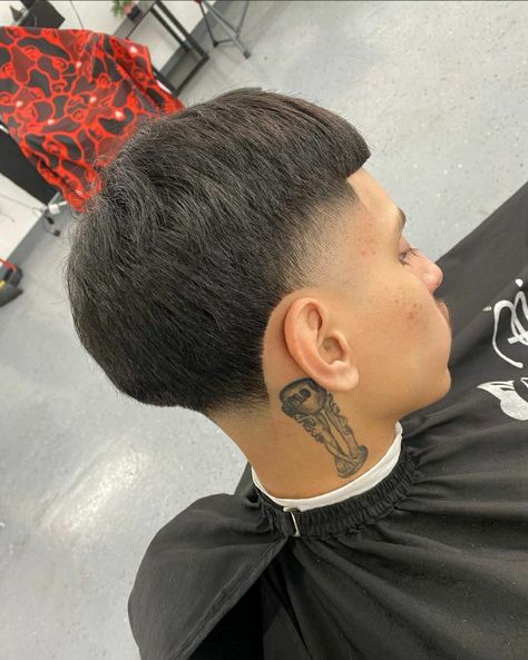 Edgar Haircut Straight Hair Men, High Taper Edgar, Mid Taper Short Hair, Edgar Buzz Cut, High Taper Buzz Cut, Short Edgar Haircut, Taper Fade Straight Hair Men, Mid Taper Straight Hair, Low Taper Fade Haircut Short Hair