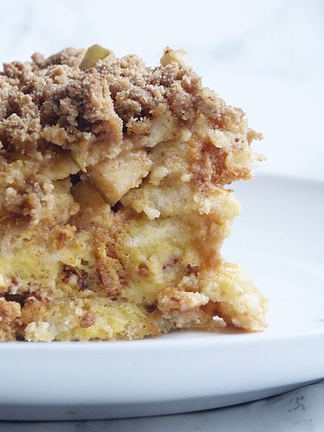 Gluten-Free Apple Pie French Toast Bake — PINK, BLONDE + BAKING Apple Pie French Toast, Apple French Toast Bake, Gluten Free French Toast, Apple French Toast Casserole, Gluten Free Apple Pie, Free Person, Apple French Toast, Pink Blonde, Gf Breakfast