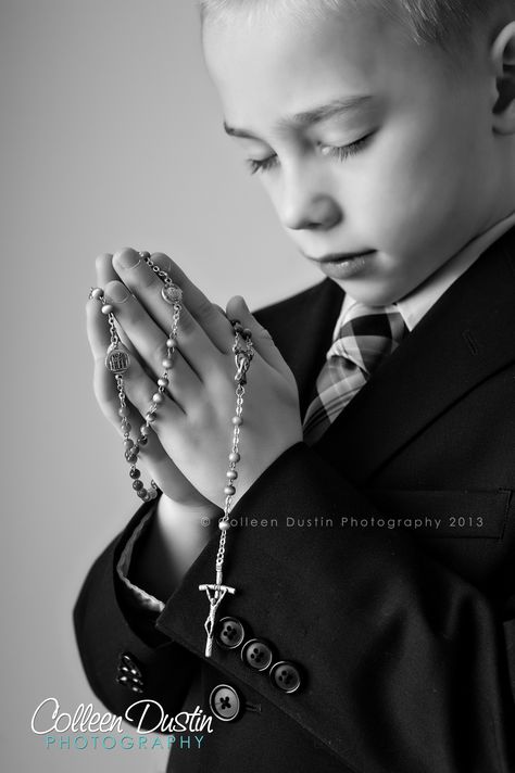 First Communion-Rosary Communion Photoshoot Boys, Boy Communion Photos, Communion Pictures Ideas Boy, 1st Communion Picture Ideas, First Communion Family Photos, 1st Communion Photoshoot, First Communion Photoshoot Boys, First Communion Picture Ideas, First Communion Photo Ideas