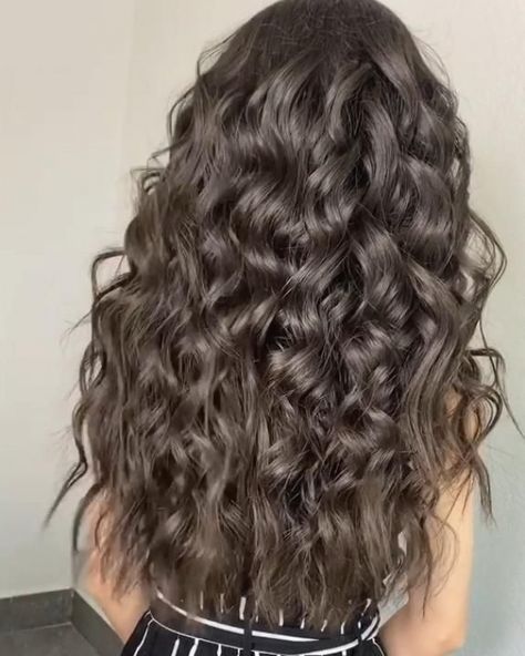 Three Barrel Curling Iron, Wavy Hair Perm, Curly To Straight Hair, Bangs Styles, Long Hair Perm, Permed Hair, Wow Hair Products, Hair Perm, Barrel Curling Iron