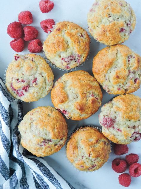 Raspberry Greek Yogurt Muffins, Lemon Raspberry Muffins Healthy, Lemon Raspberry Muffins Greek Yogurt, Fresh Raspberry Recipes Healthy, Spring Muffin Recipes, Raspberry Lemon Recipes, Raspberry Muffins Healthy, Gourmet Muffins, Raspberry Yogurt Muffins