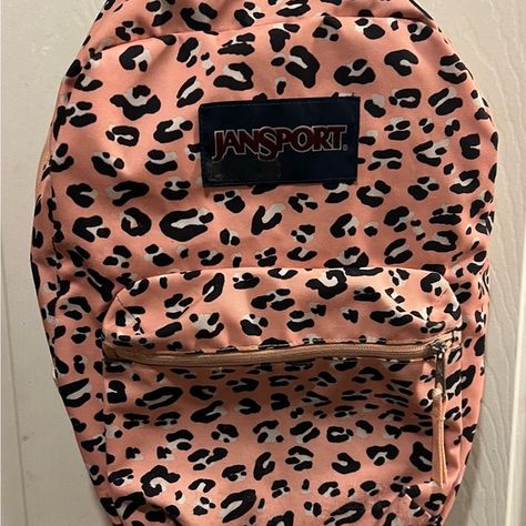 Jansport backpack Cheetah Character, Backpack Style, Jansport Backpack, Classic Backpack, Stylish Accessories, Polyester Material, Medium Size, Fashion Backpack, Backpacks