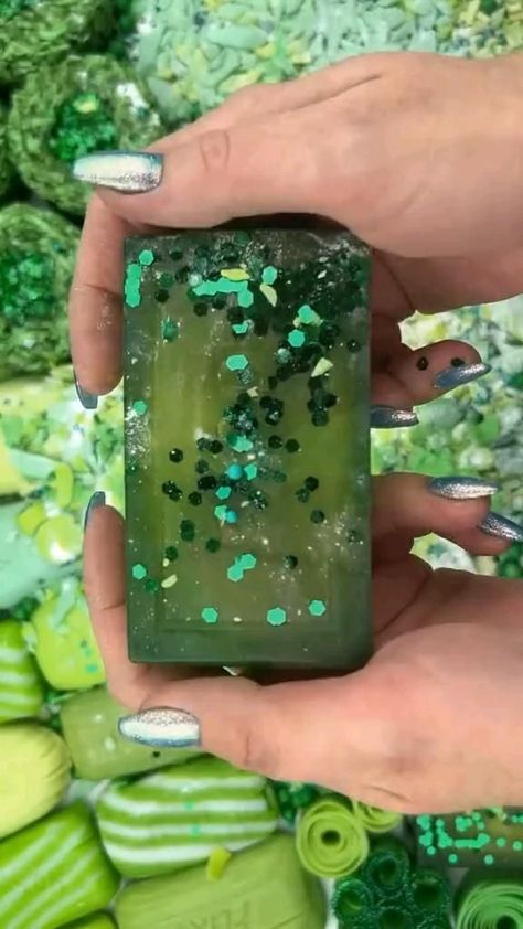 Soap Videos, Asmr Soap, Resep Slime, Easy Slime Recipe, Slime Crunchy, Diy Crafts Love, Most Satisfying Video, Slime And Squishy, Beautiful Love Quotes