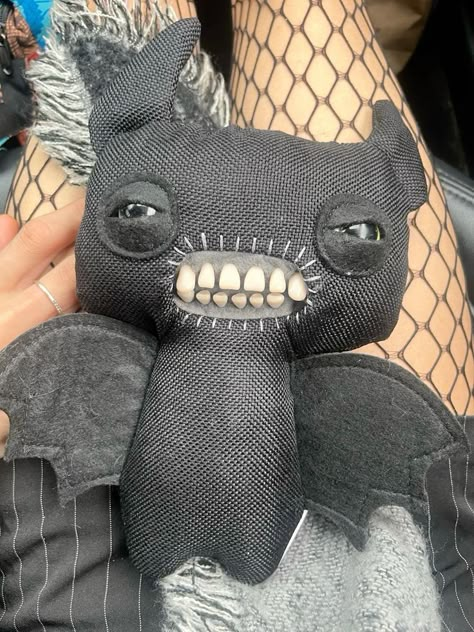 Originals Funny, Goth Punk Aesthetic, Blue Toys, Monster Plush, Ugly Dolls, Monster Dolls, Black Bat, Cute Stuffed Animals, Cute Little Things