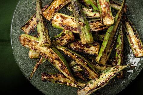 Charred Okra with Bacon Jam Charred Okra, Gumbo Recipe Okra, Grilled Okra, Bacon Jam Recipe, Veggie Diet, Okra And Tomatoes, Pickled Okra, Okra Recipes, Vegetarian Side Dishes