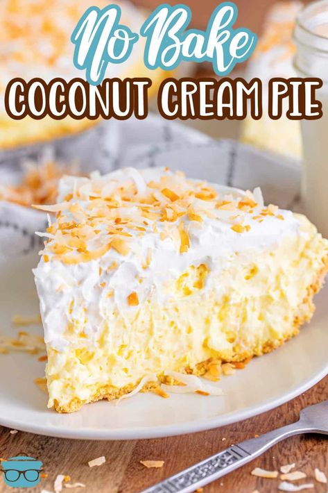 No Bake Coconut Cream Pie - The Country Cook Old Fashioned Coconut Pie Southern Style, Restaurant Style Desserts, No Bake Coconut Cream Pie, Coconut Cream Pie Bars, Coconut Cream Pie Easy, Pip And Ebby, Best Coconut Cream Pie, Coconut Recipes Dessert, Chip Recipes