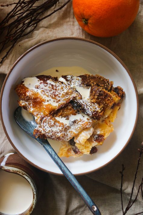 Marmalade Panettone Bread and Butter Pudding Panettone Bread And Butter Pudding, Panettone Bread Pudding, Orange Custard, Bread Butter Pudding, Panettone Bread, Easy Puddings, Winter Baking, Warm Desserts, Butter Pudding