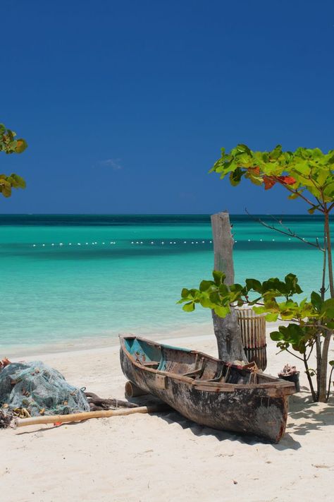 Seven Mile Beach, Jamaica. #Jamaica #Caribbean Jamaica Negril, Jamaica Beach, Beach Destinations, Jamaica Travel, Tropical Beaches, Hotel Room, Ocean Beach, Beach Photos, The Sand